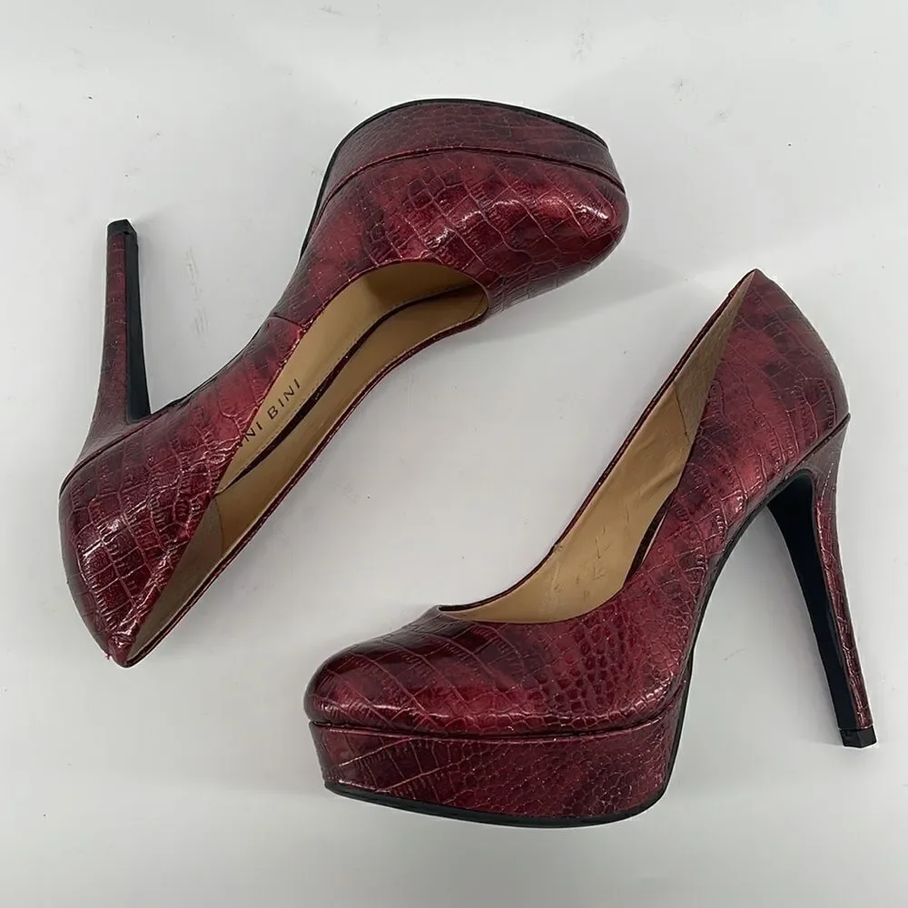 Gianni Bini wine red faux python print metallic platform heel heels shoes NWOT